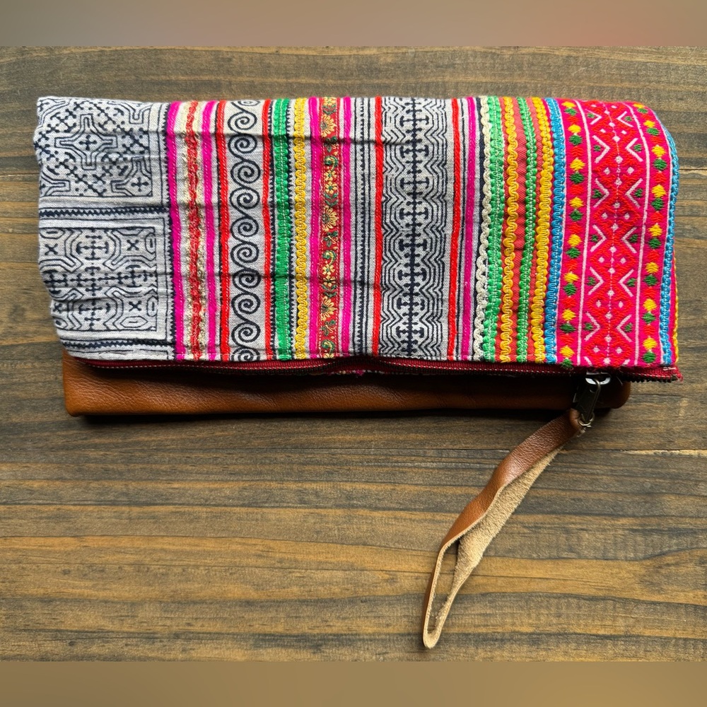 Vaalbara Clutch Bag